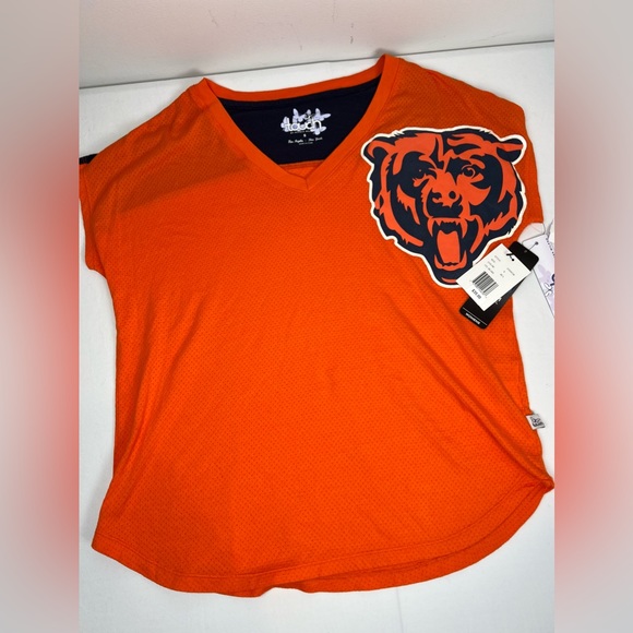 Touch by Alyssa Milano Tops - Touch‎ by Alyssa Mulino Bears Top Size Small Orange / Blue NWT